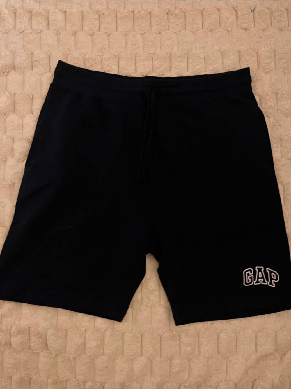 GAP Men's Black Athletic Logo Shorts